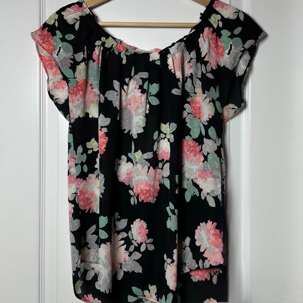 LC Lauren Conrad Watercolor Floral Print Blouse‎ Romantic Garden Party Style